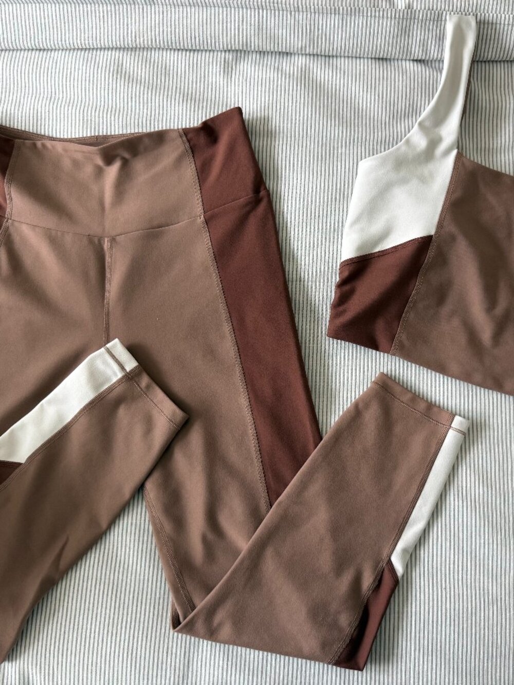 Women's Brown Colorblock Leggings with White Accents